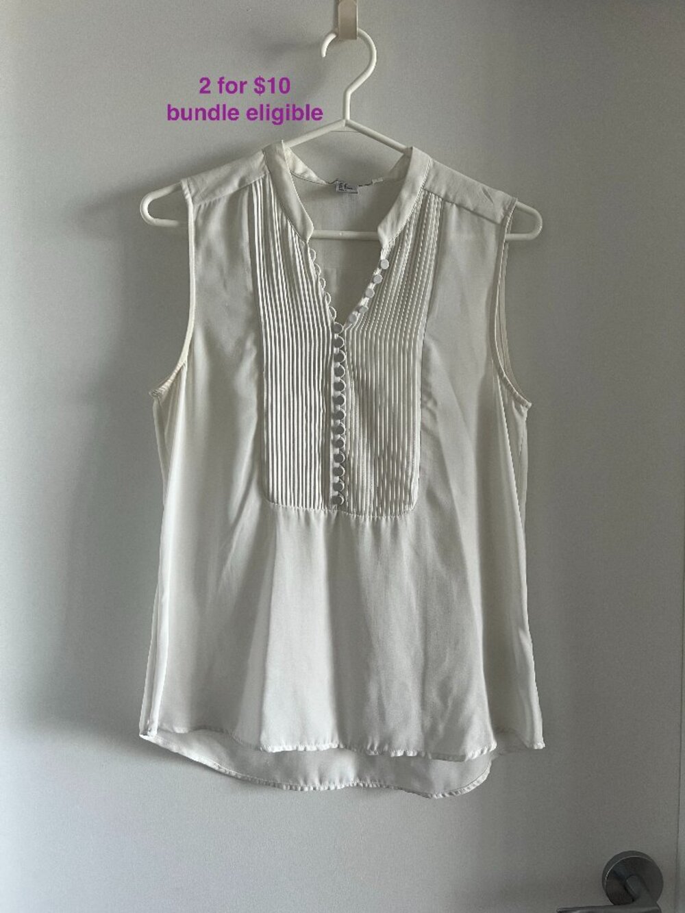 H&M White Pleated Pintuck Sleeveless Blouse